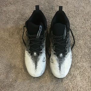 Like new football cleats